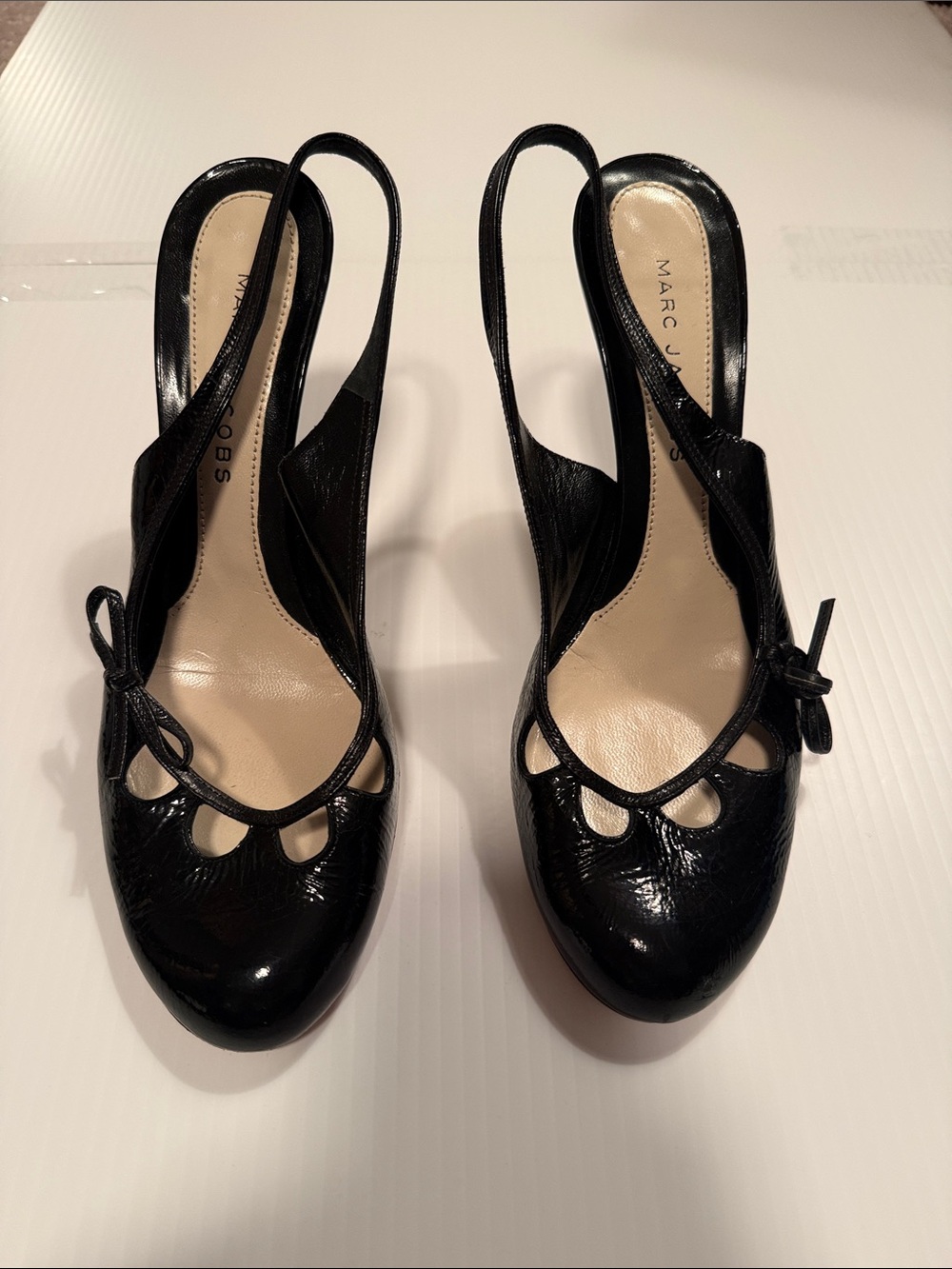 Marc Jacobs Black Patent Slingback Pumps with Bow - Size 40